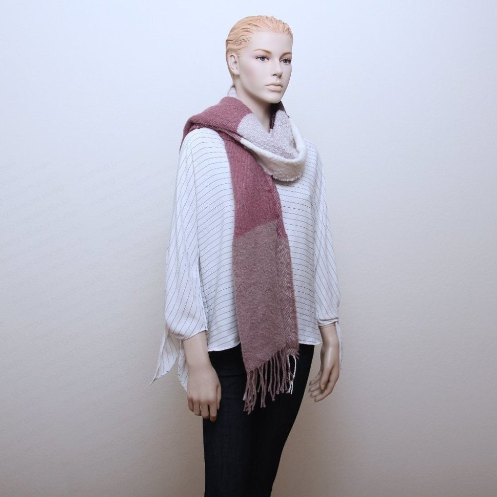 Aeropostale Striped‎ Scarf